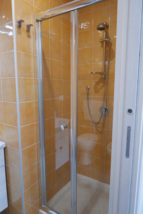 B&B Da Ary Colorful Rooms Nápoly Kültér fotó